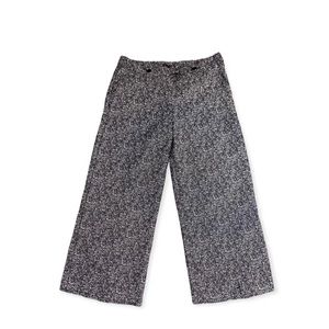 Express black/white Wide-Leg Crop Pants pants size 4